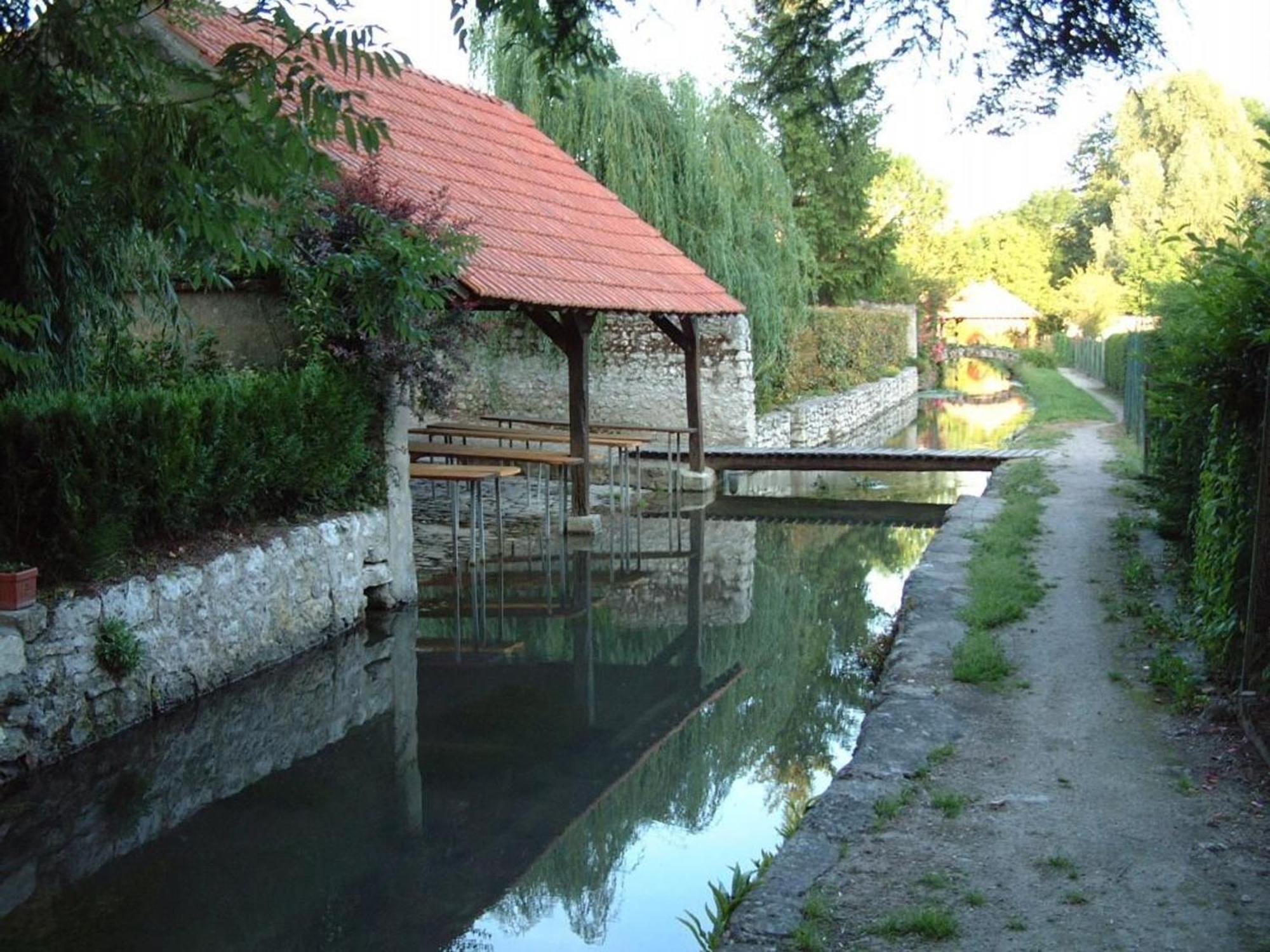 Charme Au Coeur Des Chateaux De La Loire Avec Wifi - Fr-1-590-305 Bed & Breakfast Tavers Dış mekan fotoğraf